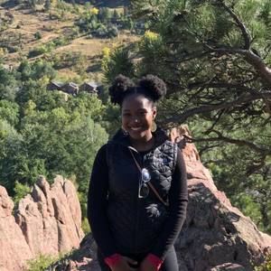 Meet your Posher, Amanda